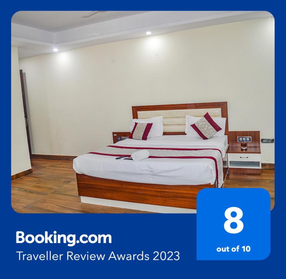 Fabhotel The Golf Inn 诺伊达 外观 照片